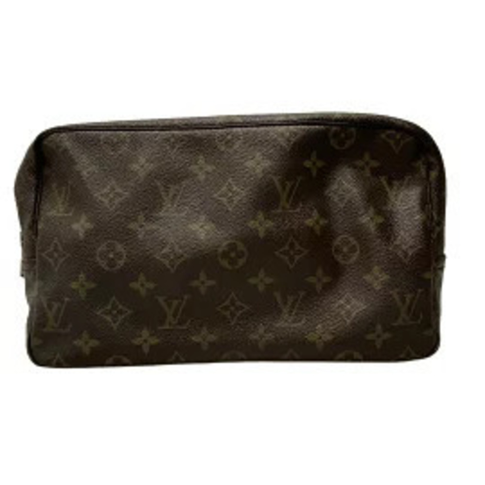 LOUIS VUITTON Trousse Toilette Pouch